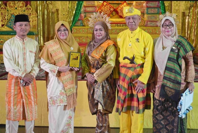Bupati Siak Ingatkan Ancaman terhadap Budaya Melayu