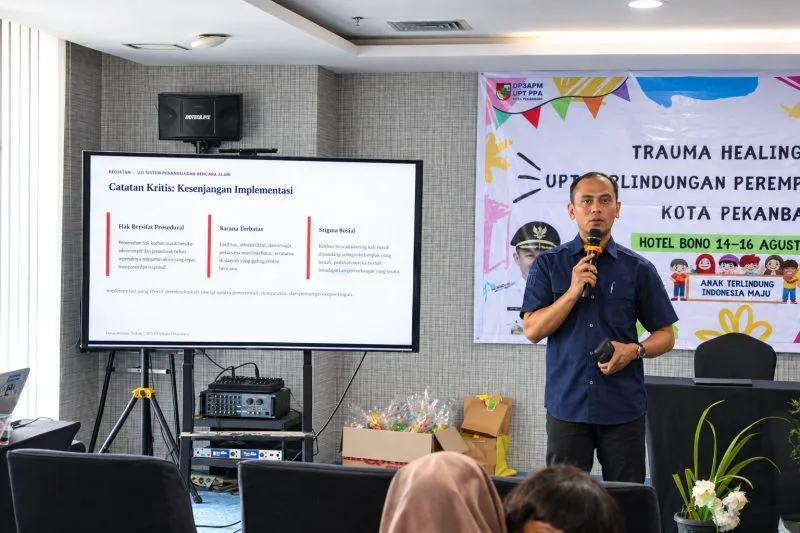 Keterangan Foto: Hanafi, S.H., menyoroti pentingnya penerapan nilai-nilai Pancasila dalam mewujudkan penegakan hukum yang adil di Indonesia.